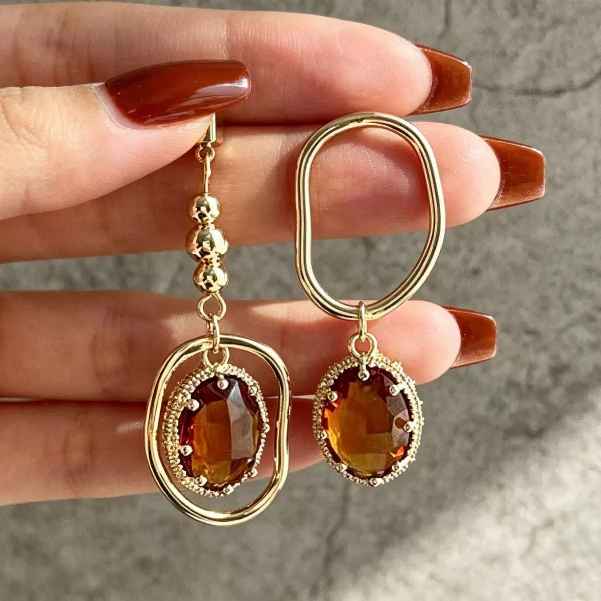 Pankh Areon Elegant Pearl and Gold Stud Earing