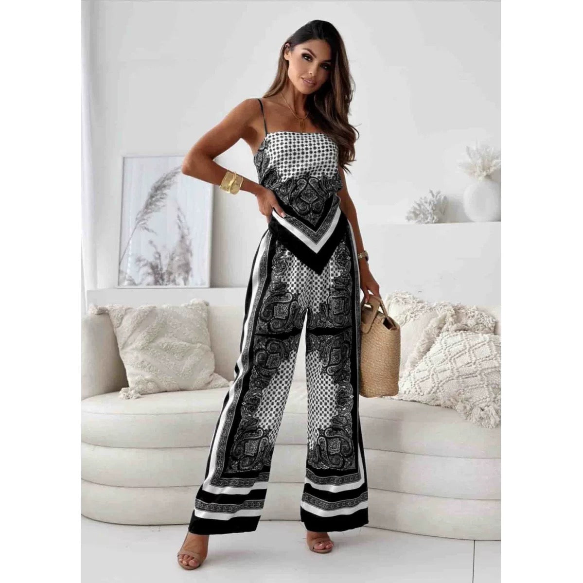 Pankh Shanley Vintage Floral Printed Backless Tie Back Crop Top And Pant Set