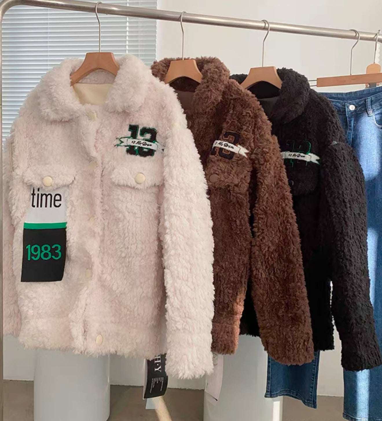 Pankh Dora Detachable Sleeve Heavy Wool Teddy Jacket