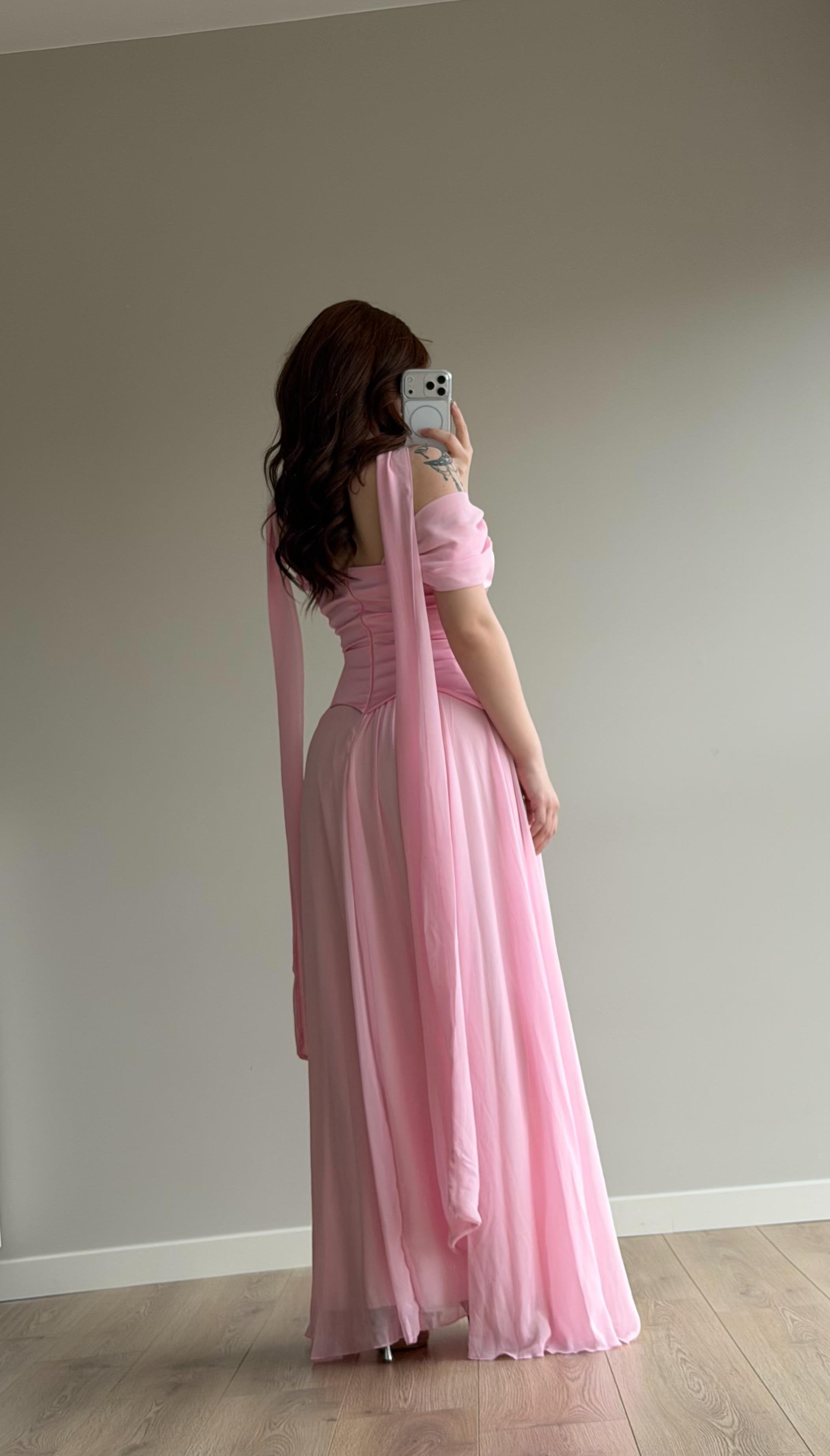 Pankh Kiza Elegant Maxi Dress with Scarf
