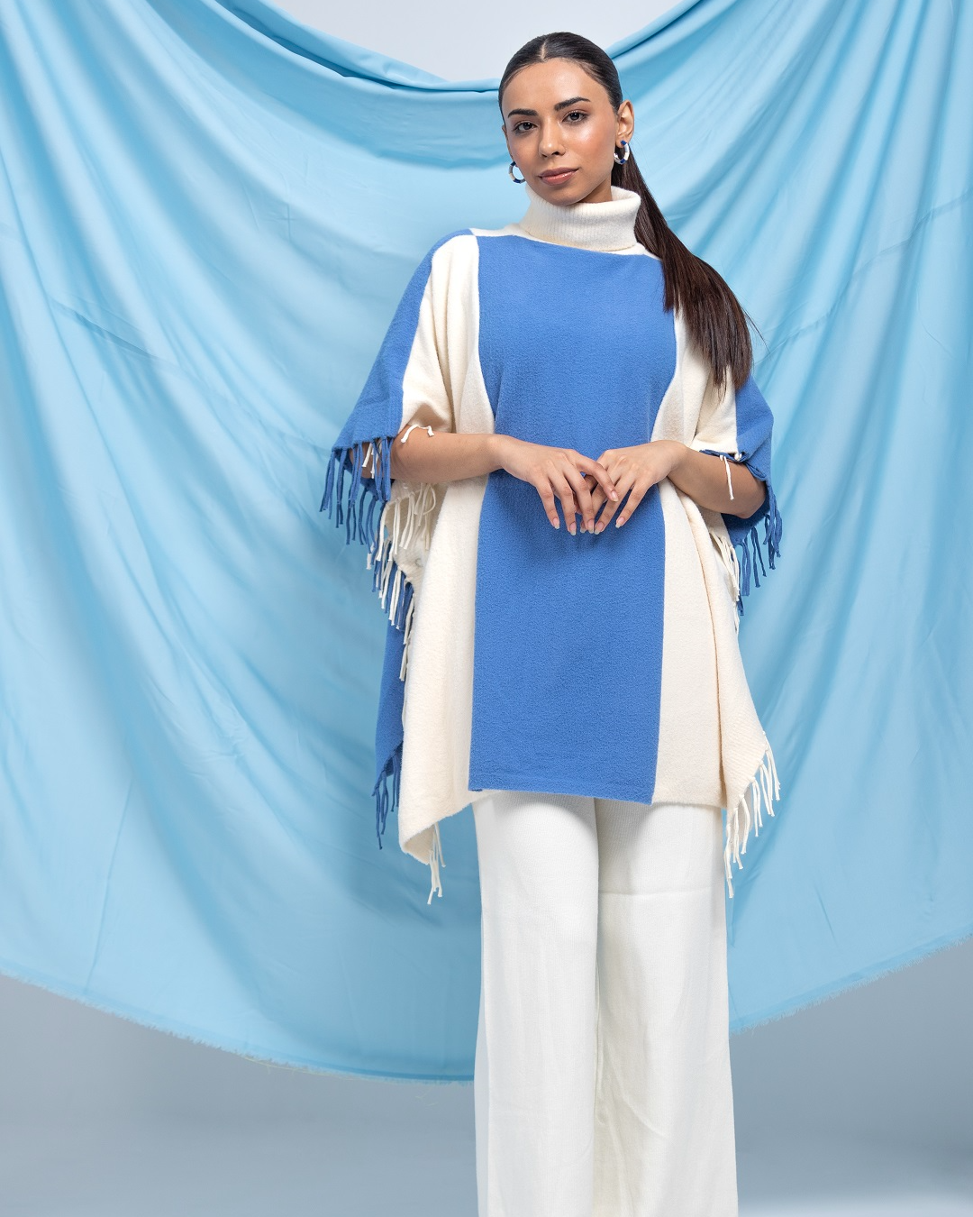 Pankh Starlight Reversable Soft Wool Tassel Cape