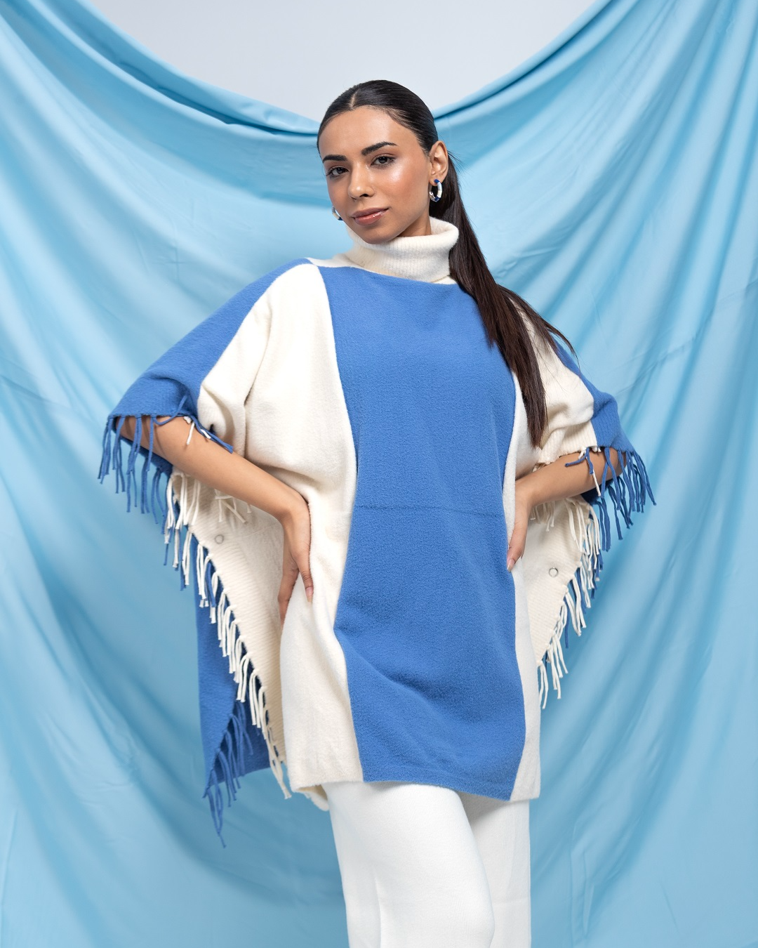 Pankh Starlight Reversable Soft Wool Tassel Cape