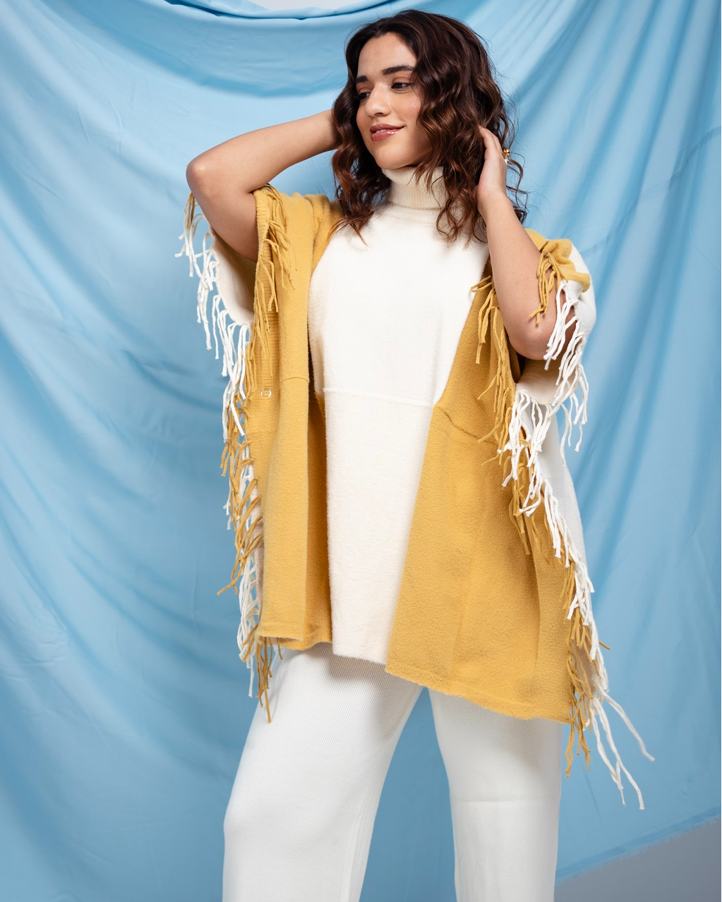 Pankh Starlight Reversable Soft Wool Tassel Cape