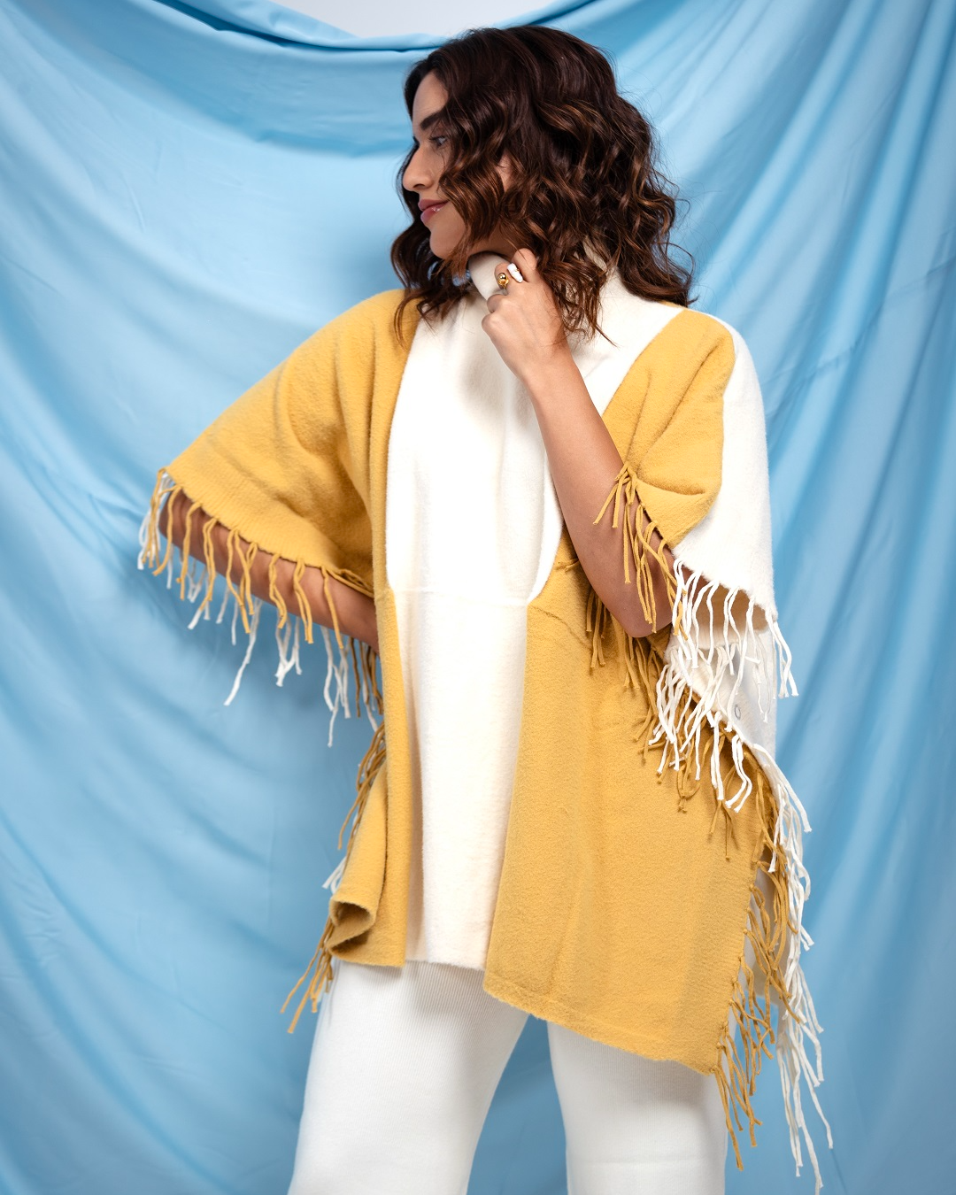 Pankh Starlight Reversable Soft Wool Tassel Cape