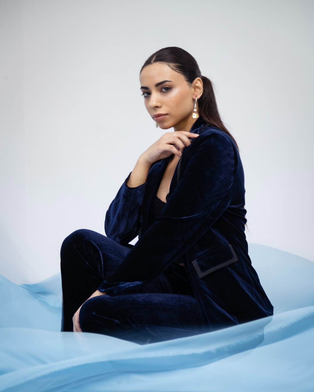 Pankh Ravishing Velvet Glam Blazer And Pant Set