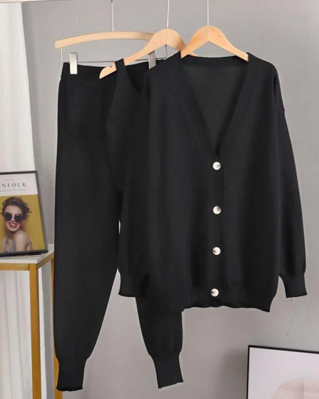 Pankh Taazo Three-Piece Knitted Woolen Set