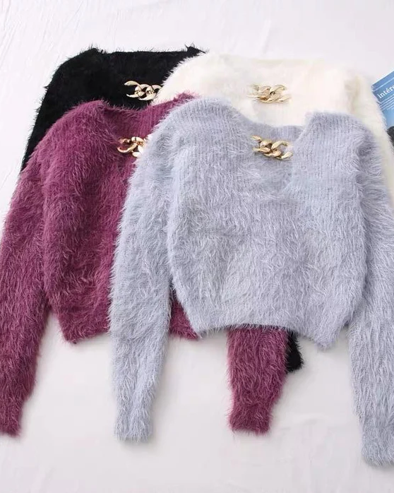 Pankh Poper soft Fur & Chain Top