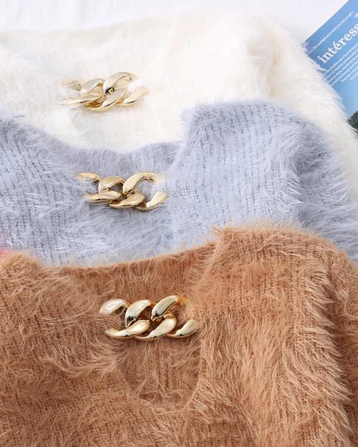 Pankh Poper soft Fur & Chain Top