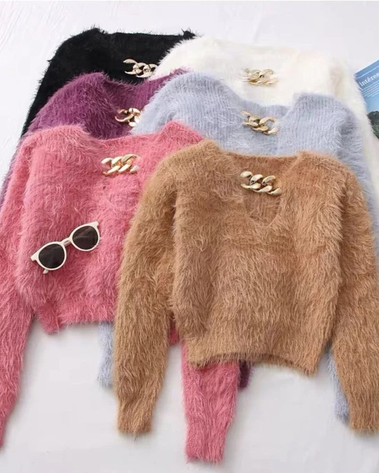 Pankh Poper soft Fur & Chain Top