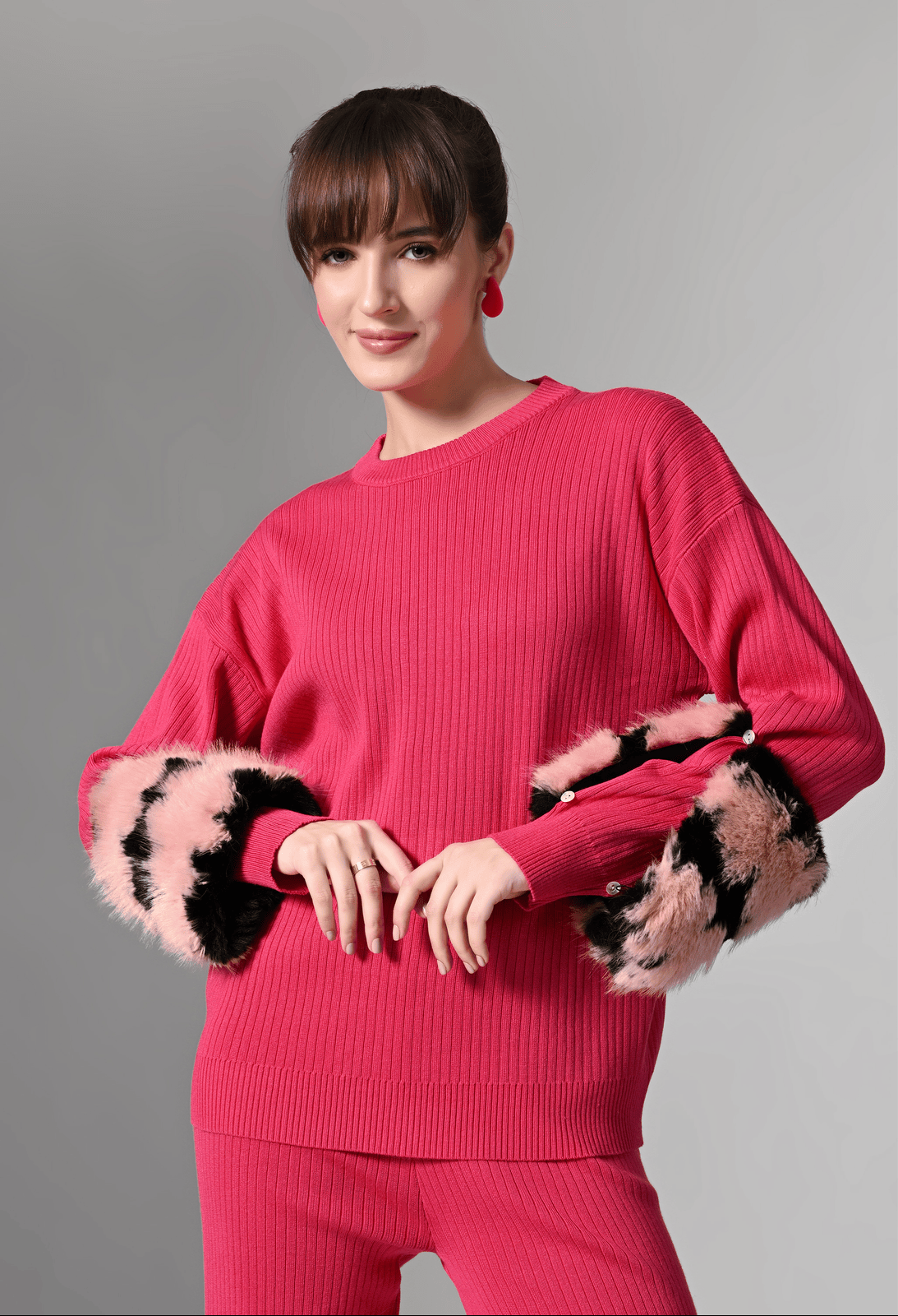 Pankh Zaar Luxury Wool Set With Detachable Fur Sleeve