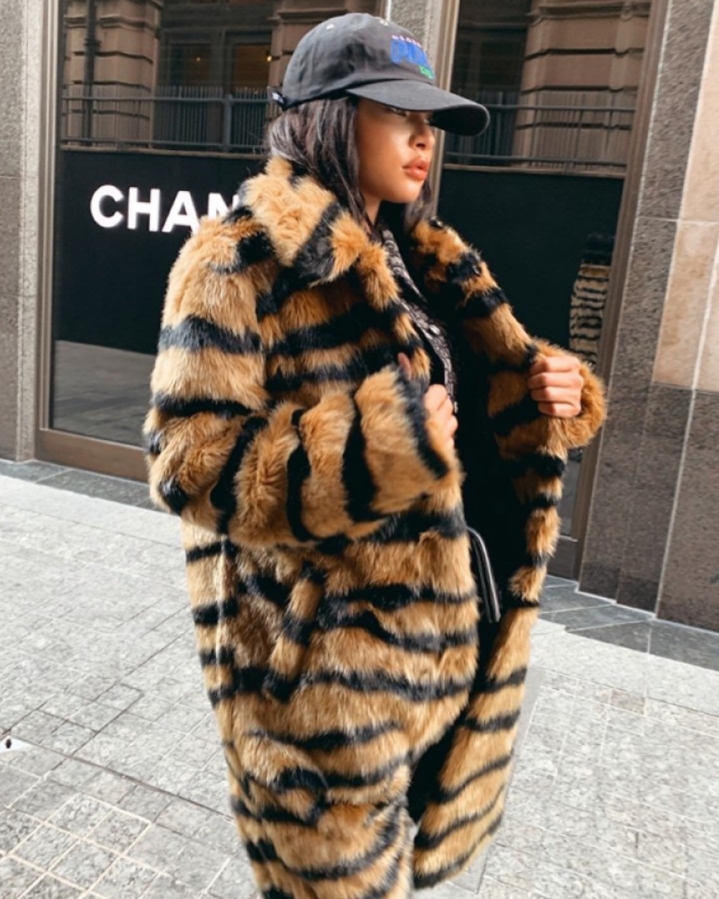 Pankh Sansy Tigeress Fur Long Over Coat