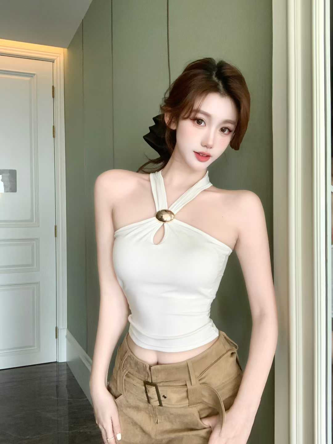 Pankh Kokum In Built Bra Padded Tank Top
