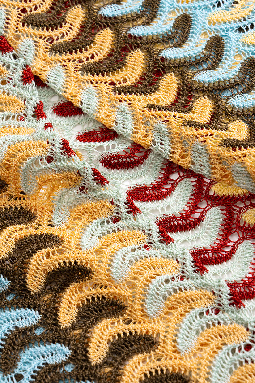 Pankh Sydney Elegant Contrast Color Crochet Tube Top and Skirt Set