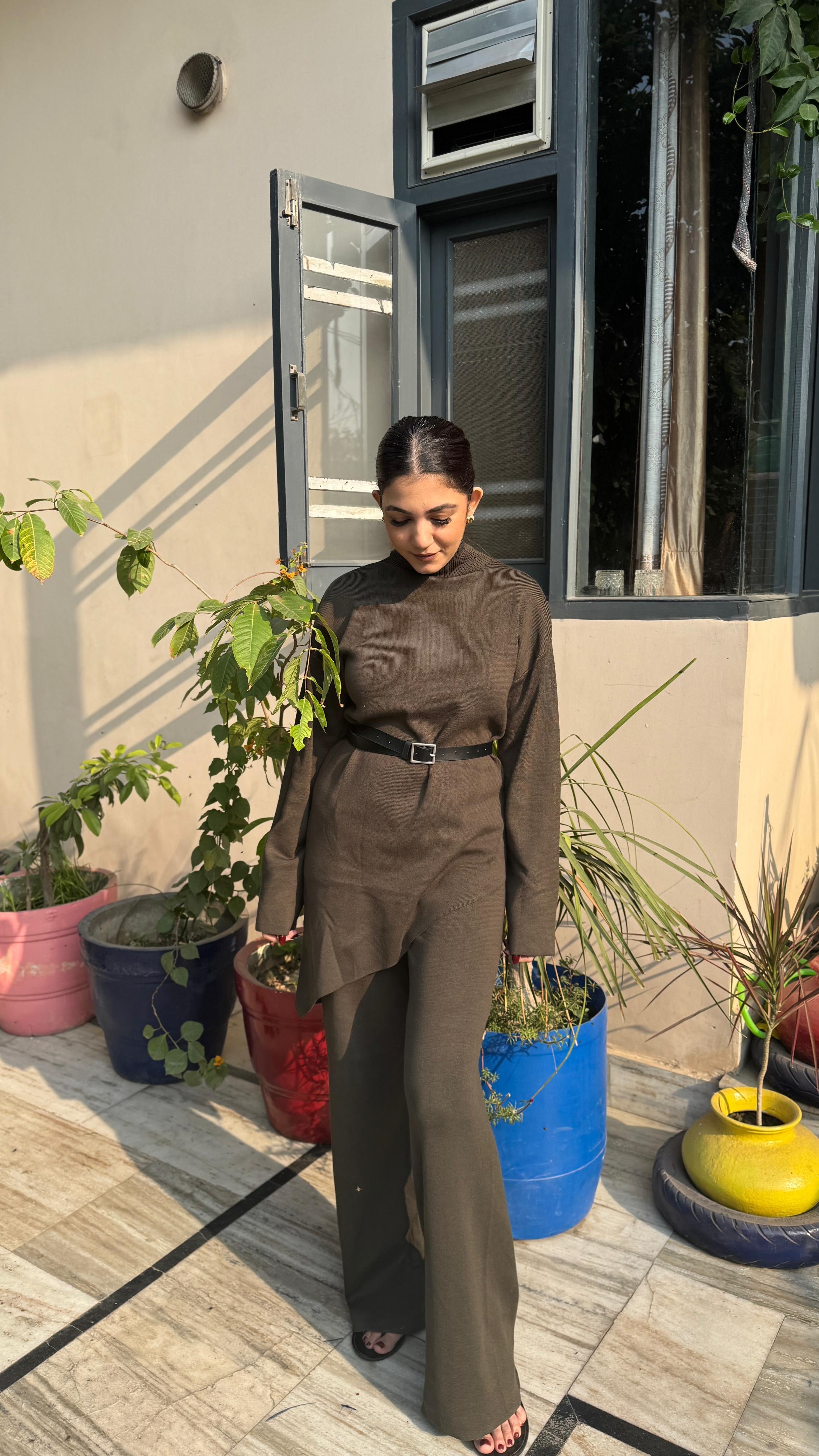 Pankh Ruhet Assymetrical Long Hip Cover Wool Coord Set with Belt