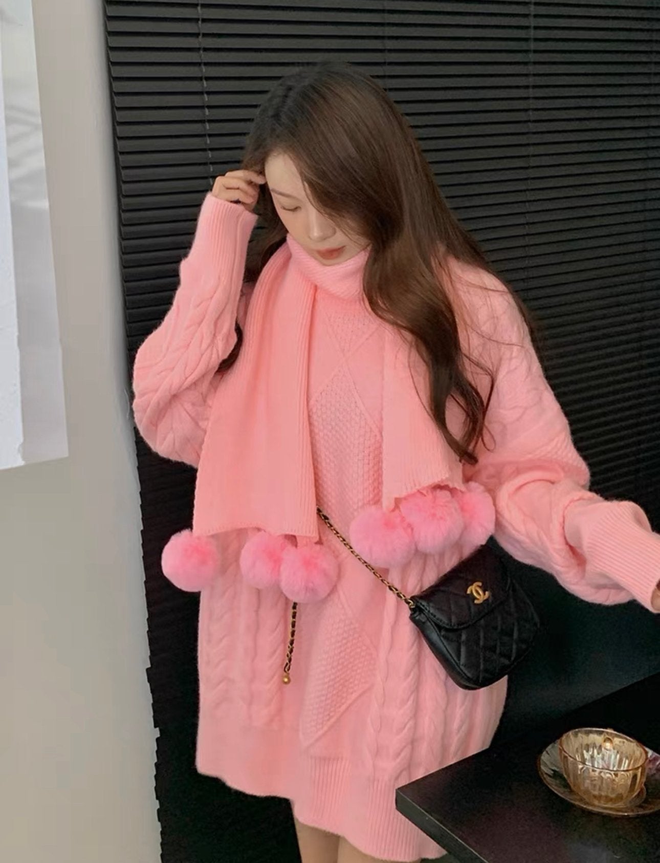 Rizvi Woolen Long Sweater With Muffler