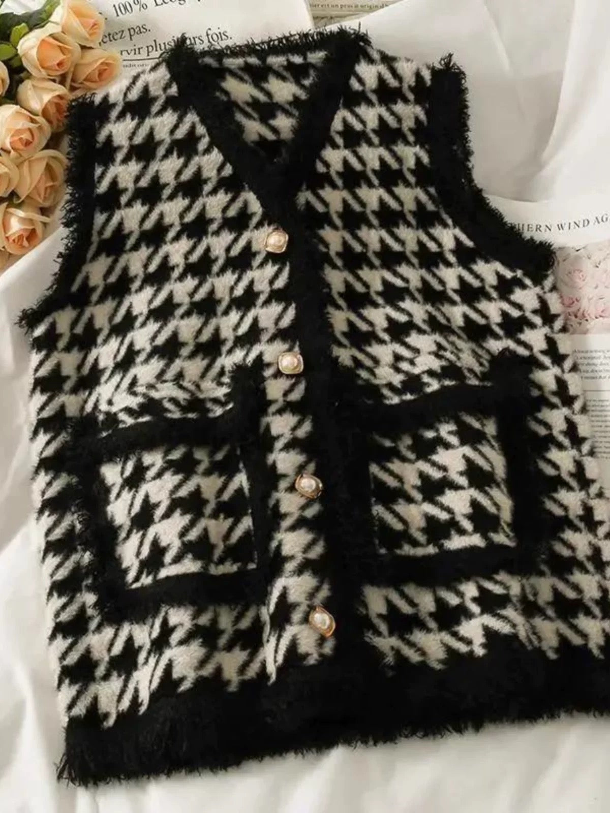 Pankh Woro Soft Wool Sleeveless Houndstooth Jacket Blazer