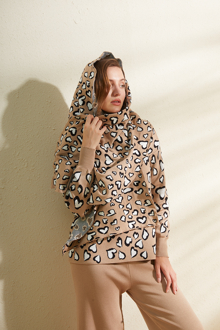 Pankh Chezer Heart Woolen Coord With Scarf