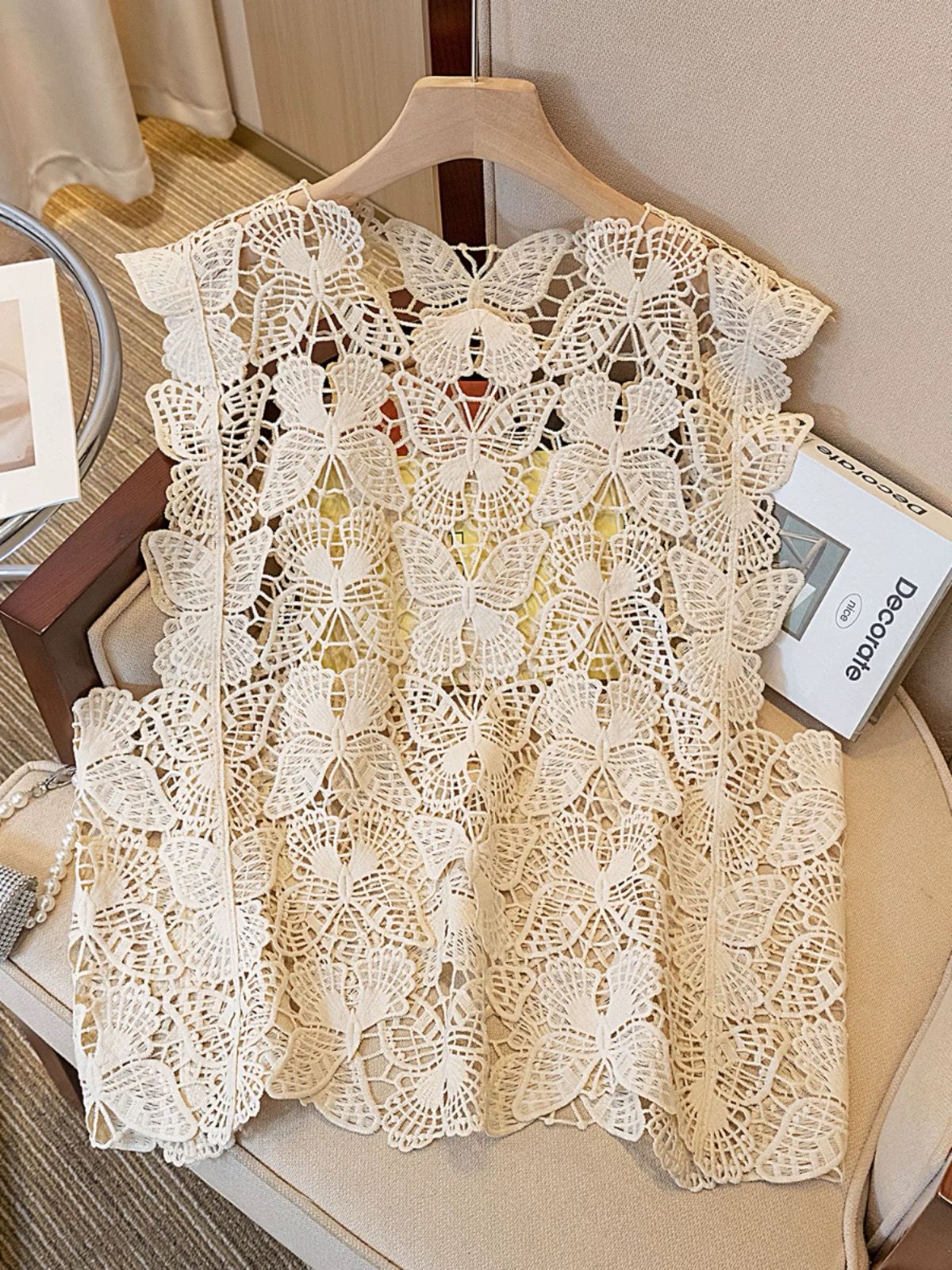Pankh Zape Butterfly Hollow Cutout Pattern Lace Crochet Top