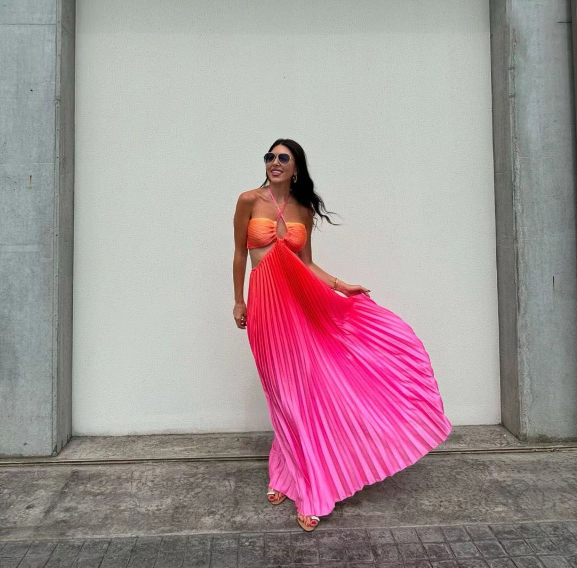 Pankh Halime Sexy Halterneck Cut-Out Backless Pleated Maxi Holiday Dress