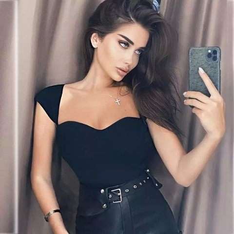 Pankh Dophee Knit Top