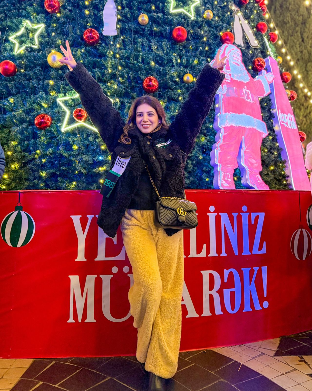 Pankh Dora Detachable Sleeve Heavy Wool Teddy Jacket