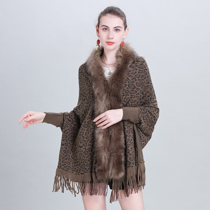 Pankh Marsia Leopard Fur Collar Shawl