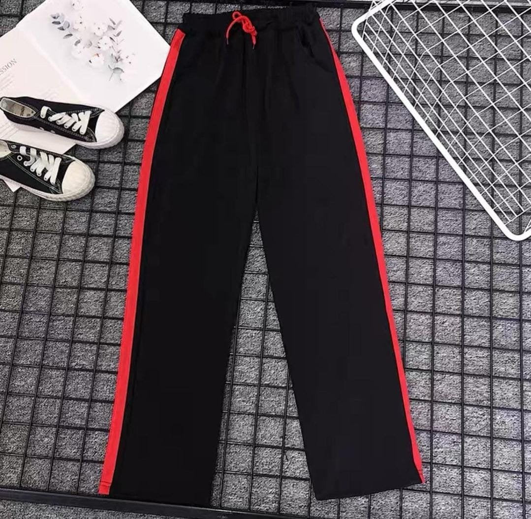 Pankh Eron Crop Top & Pant Travel Set