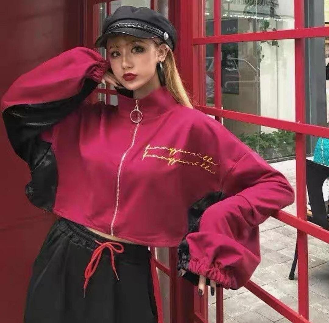 Pankh Eron Crop Top & Pant Travel Set