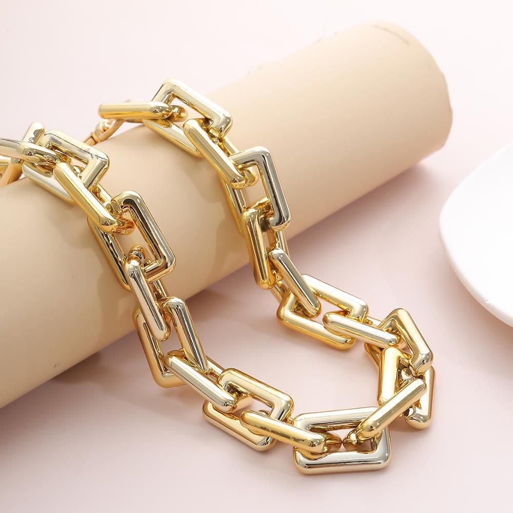 Square Link Neckless