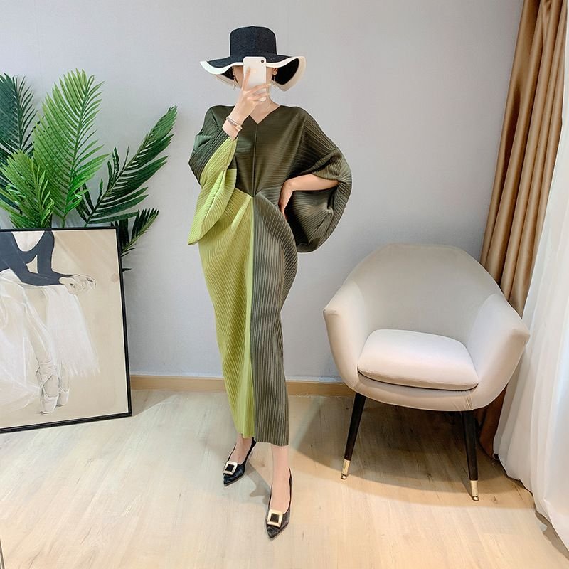 Pankh Melissa Pleated Lantern Bat Sleeve Maxi Dress