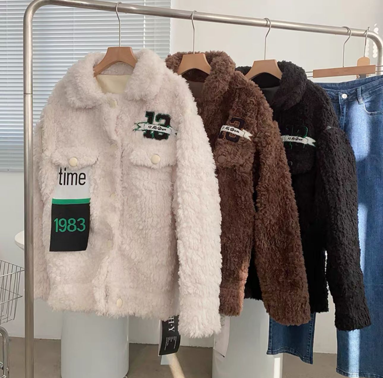 Pankh Dora Detachable Sleeve Heavy Wool Teddy Jacket