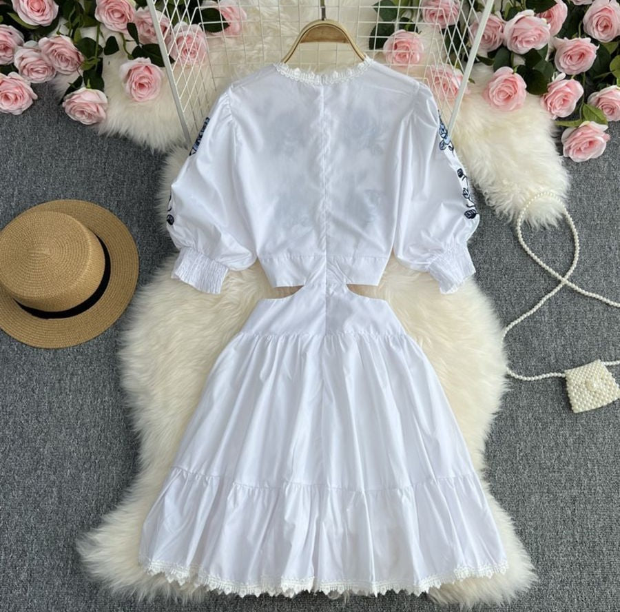 Pankh Layira Embroidery Bubble Sleeve Waist Cut Out Dress