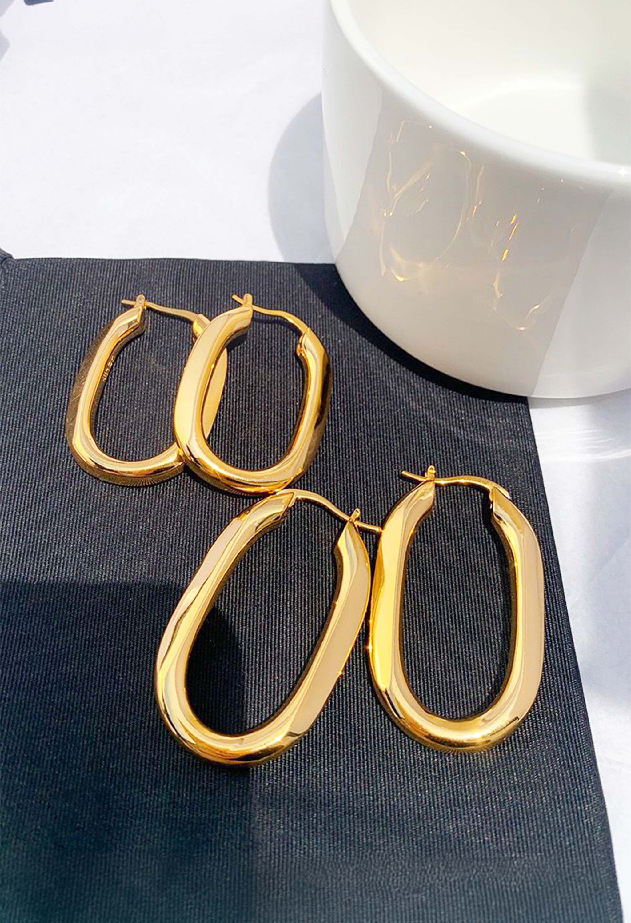 Pankh Oval Rectangle Gold Hoop Earing