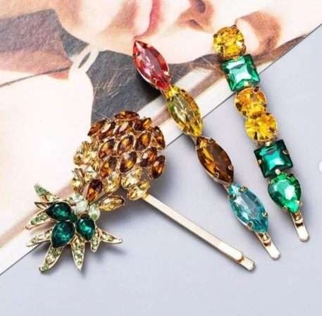 Pineapple studded Hair clip Set