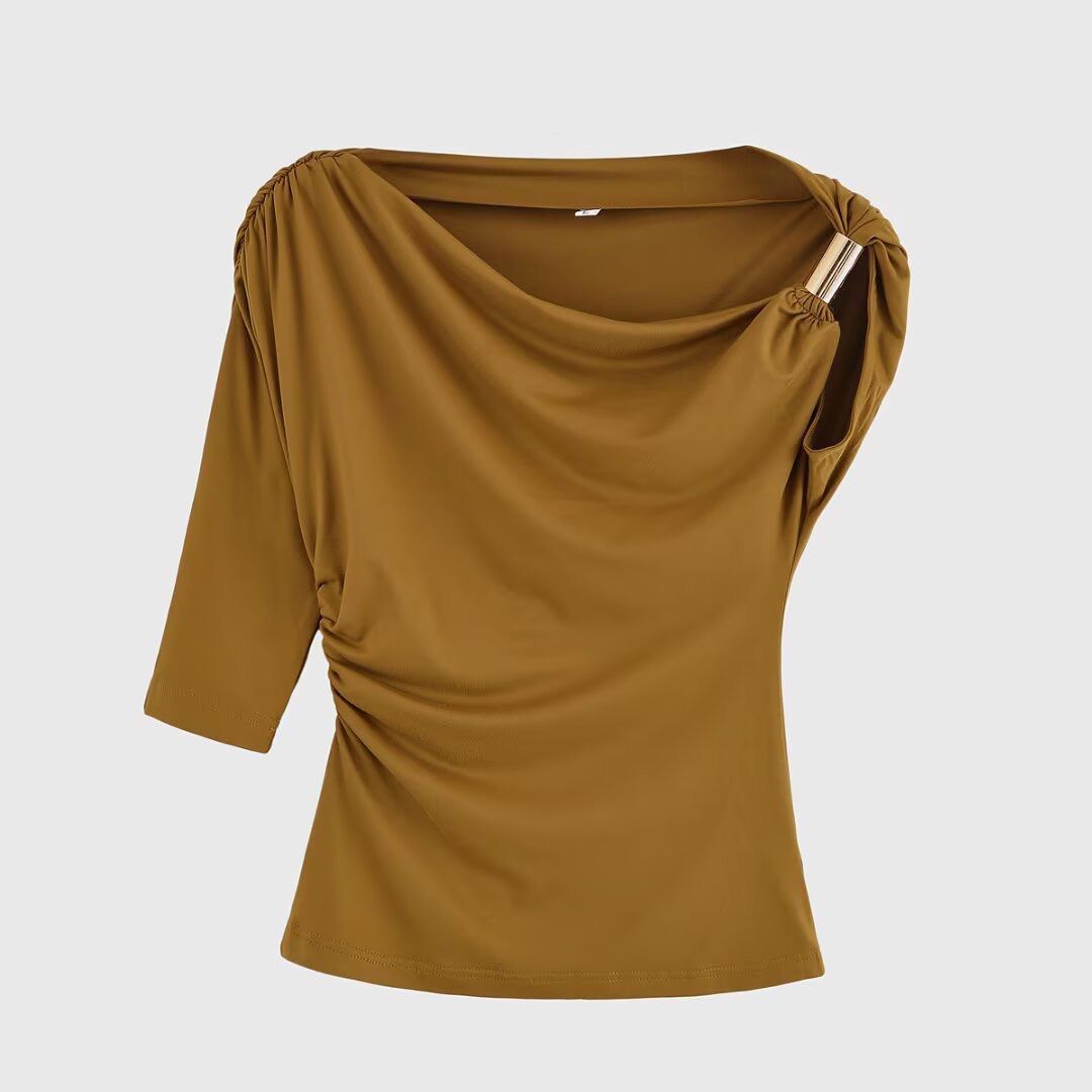 Pankh Riva Slim Shoulder Metel Buckle Crop Top