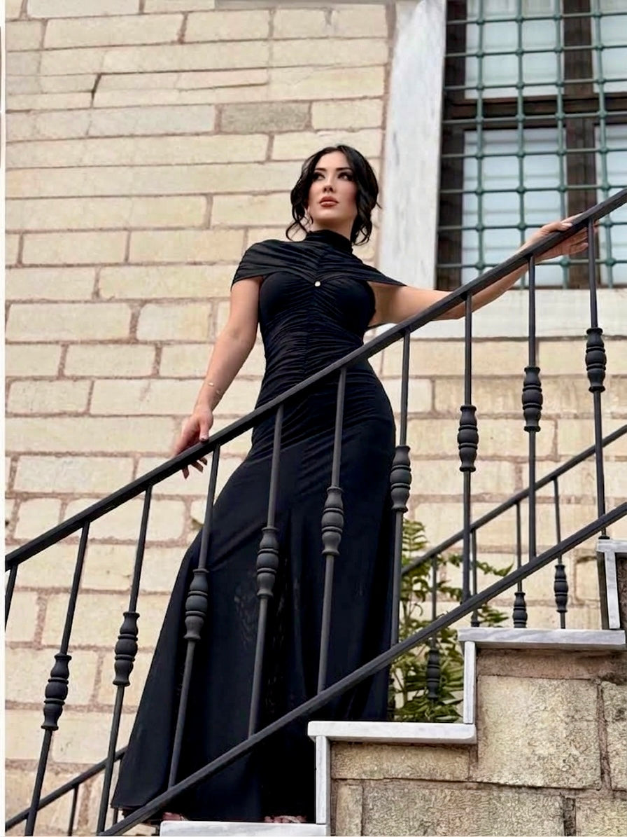 Yaraa Elegant Party Wear Maxi Dress