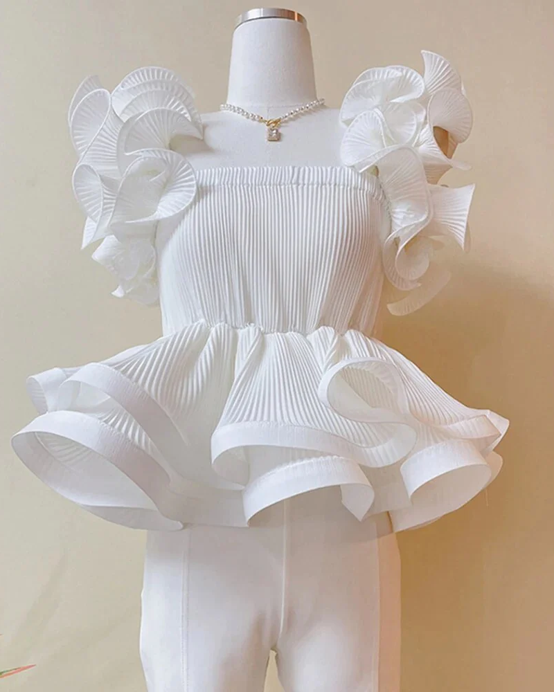 Onip Ruffle Top