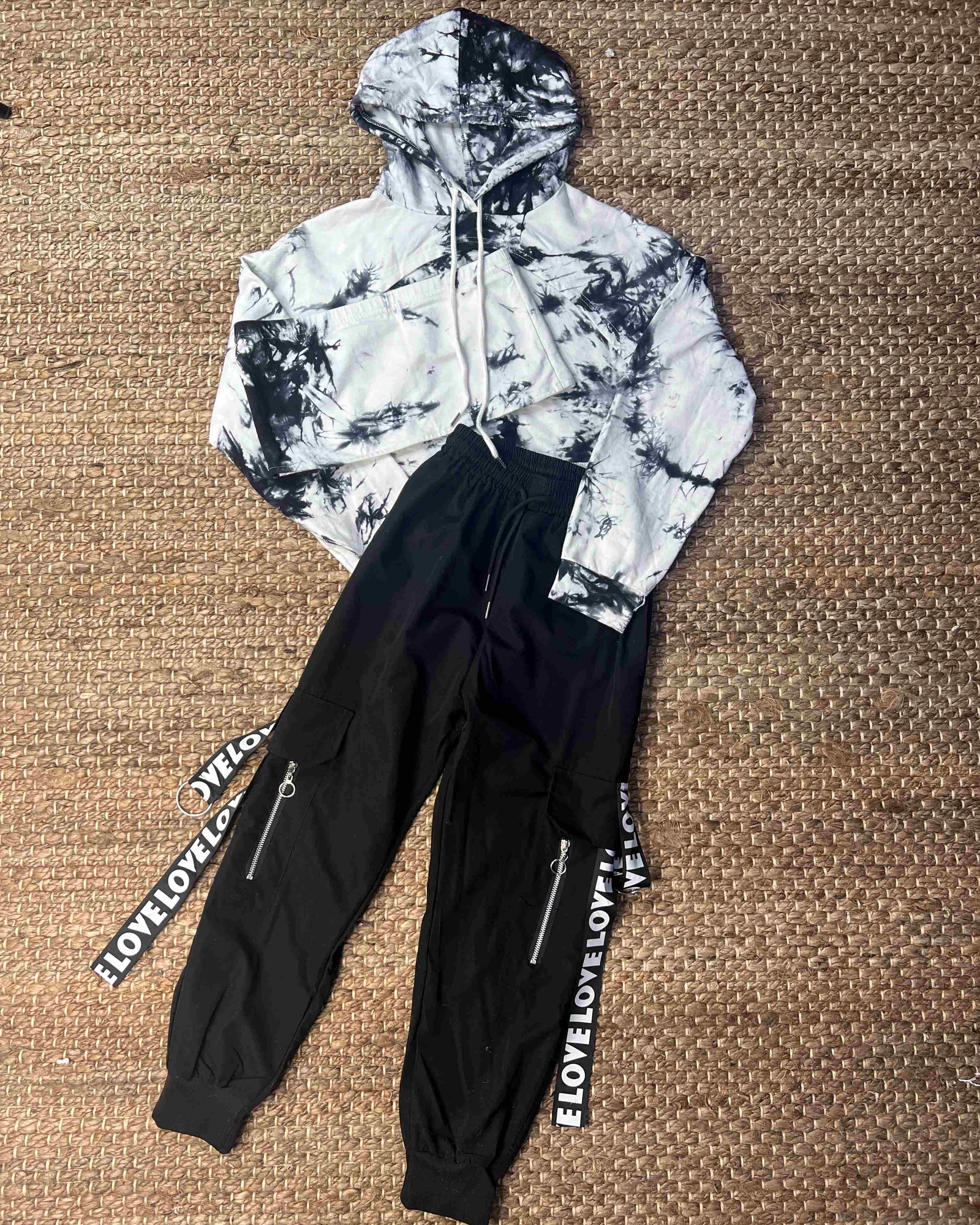 Tattar Tye And Dye Bustier Cropped Hoodie And jogger Pant set