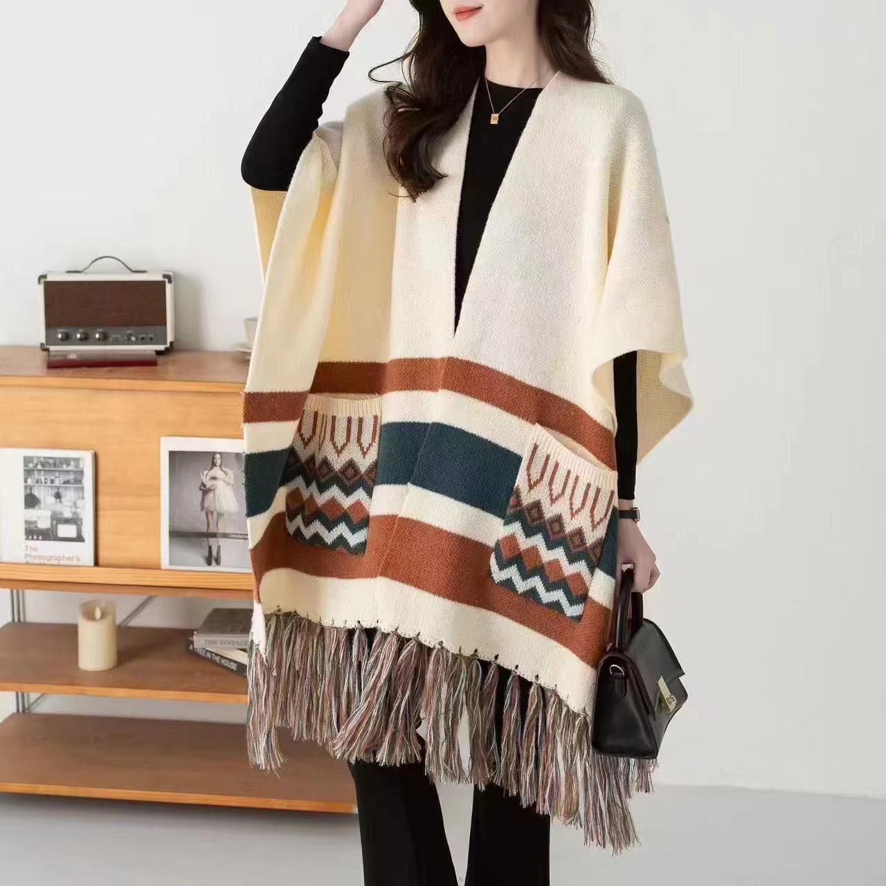 Pankh Kerem Woolen Cape