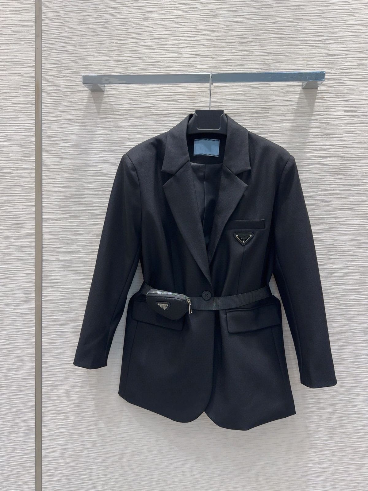 Pankh Wesley Single-Breasted Blazer Without Bag