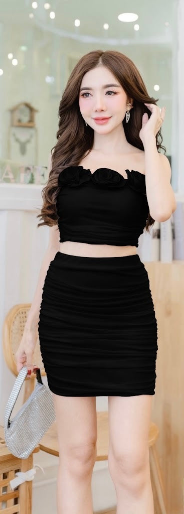 Pankh Yeray 3D Flower Tube Top And Mesh Net Bodycon Skirt