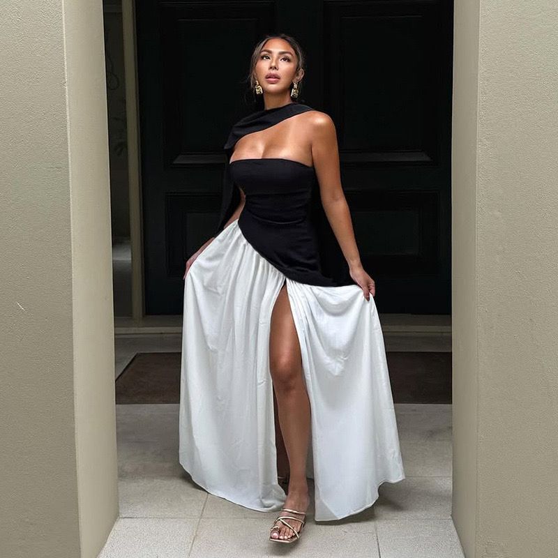 Pankh Stella Gorgeous Strapless Long Ruched Slit Formal Party Wear Dress With Scarf