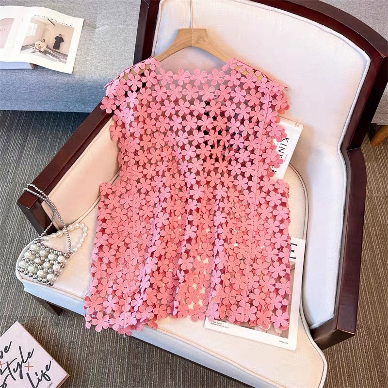 Pankh Goza Flower Hollow Cutout Pattern Lace Crochet Top