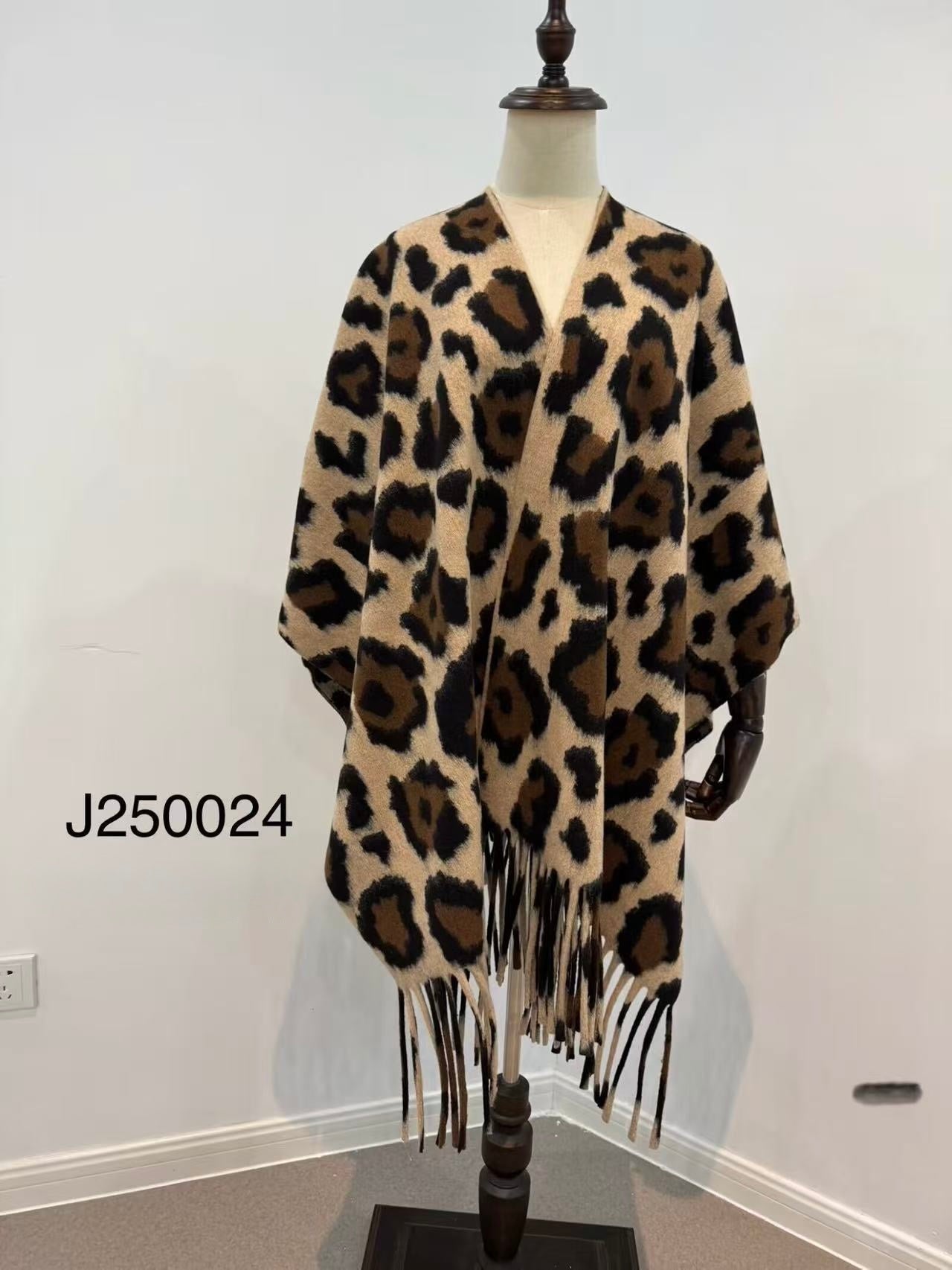 Pankh Cordy Woolen Leopard Print Cape Shawl