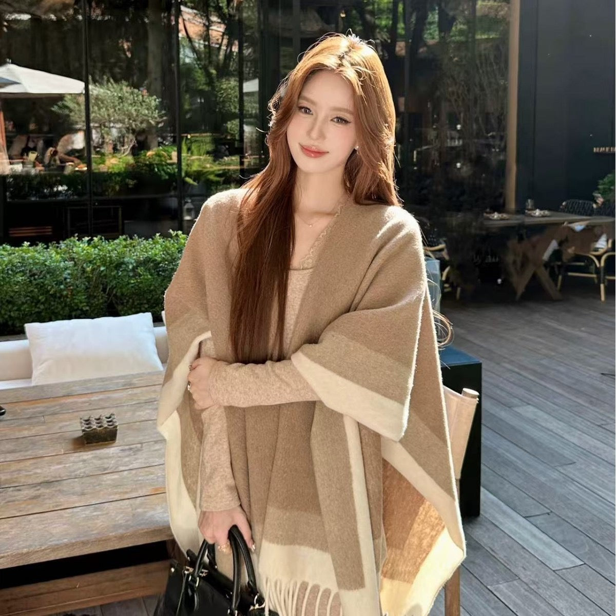 Pankh Zudie Woolen Cape Shawl