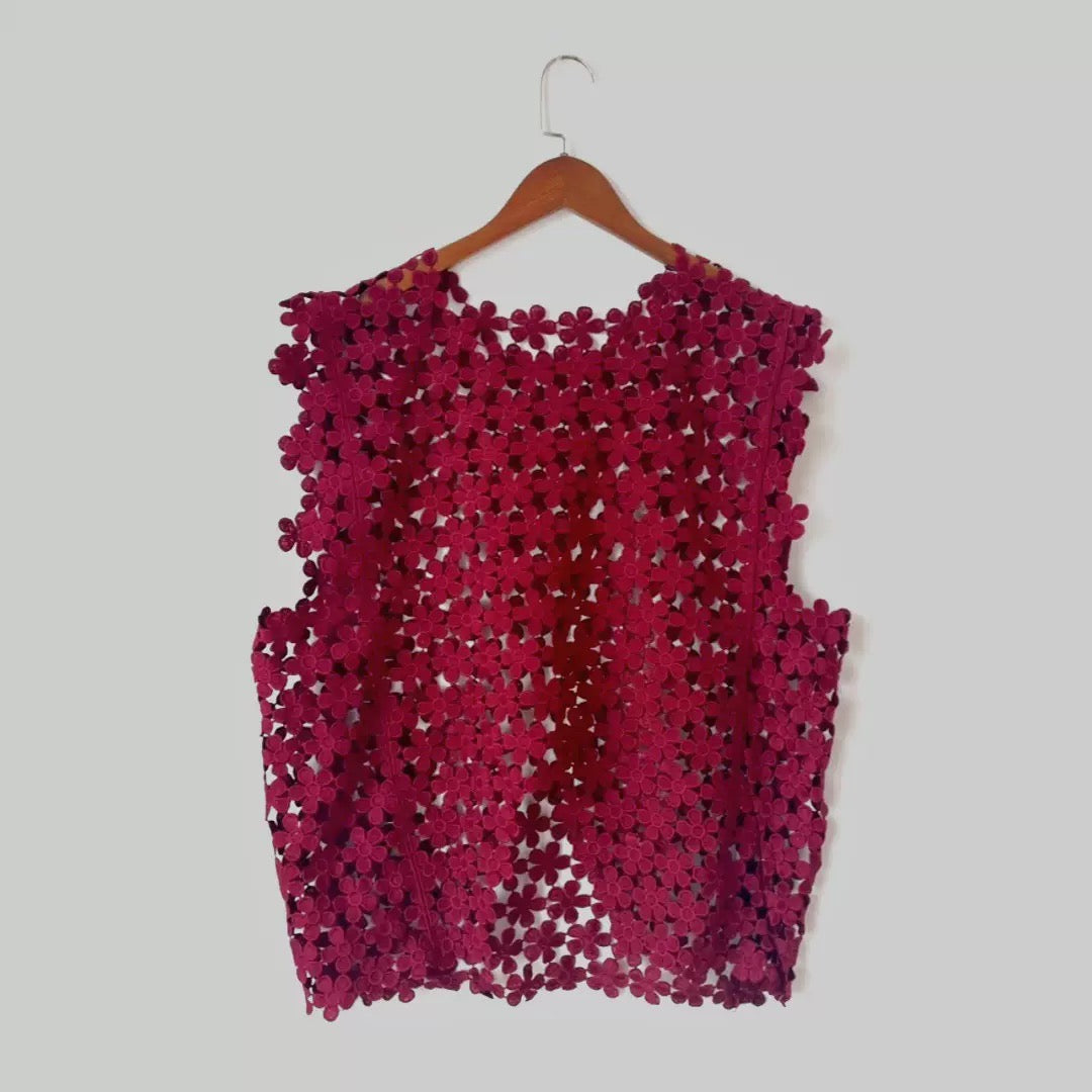 Pankh Goza Flower Hollow Cutout Pattern Lace Crochet Top