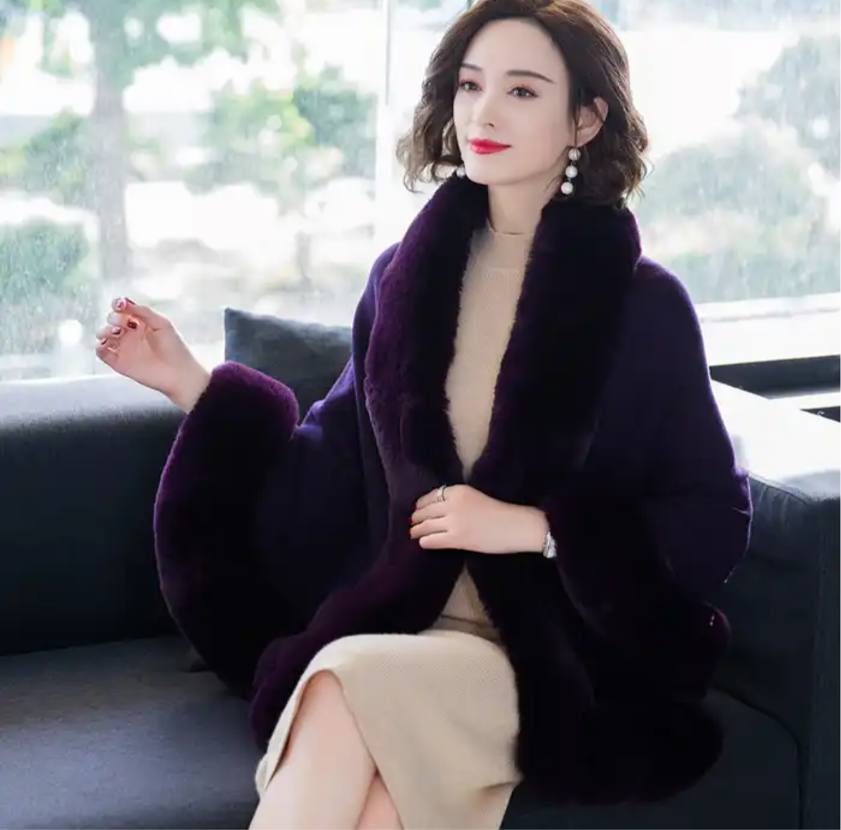 Pankh lewy woolen fur shawl/cape