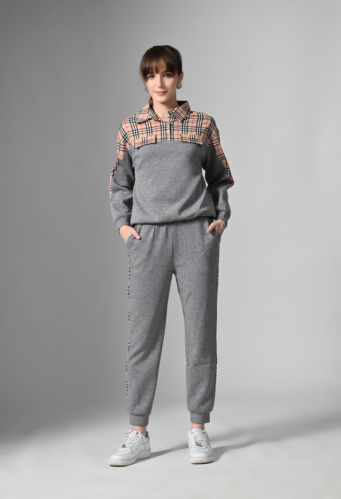 Pankh Norway Plaid Accent Contrast Tracksuit Set