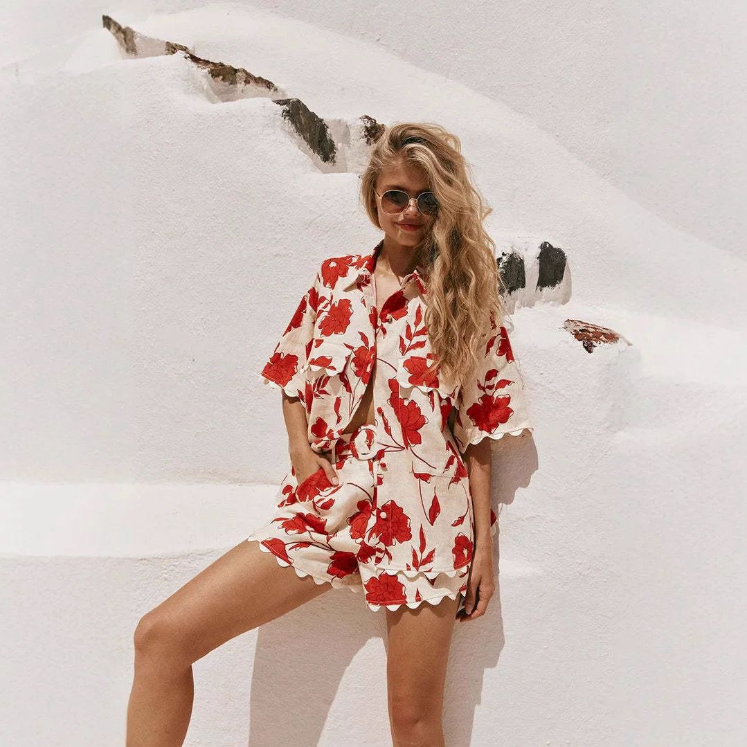 Pankh Hayri Floral Printed Casual Shirt And Short Set With Belt