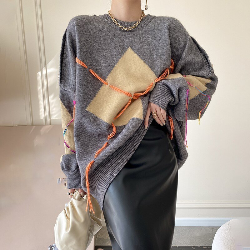 ROBIN OVERSIZED GEOMETRIC SWEATER